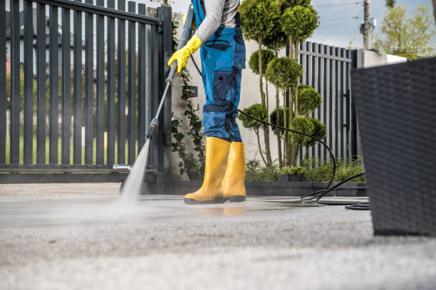 Best Garage Pressure Washing  in Coshocton, OH